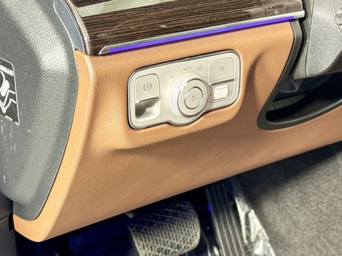 New 2026 Mercedes-Benz GLS 450 4MATIC image 10