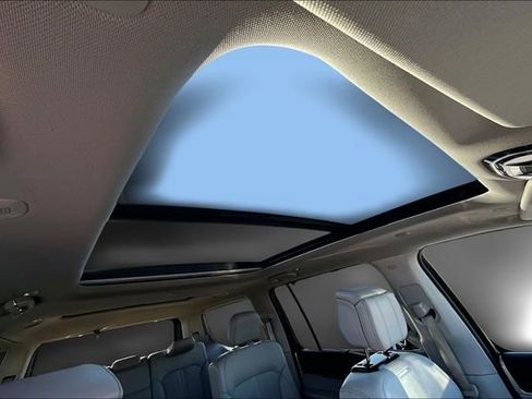 Used 2022 Jeep Grand Wagoneer Series I image 13