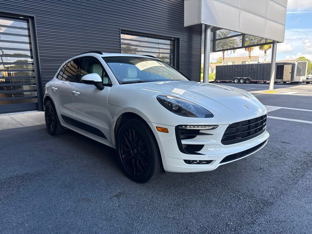 Used 2017 Porsche Macan GTS AWD/4WD image 7