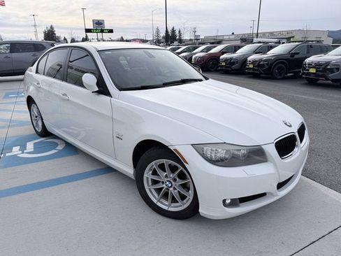 Used 2010 BMW 328i xDrive Sedan image 3