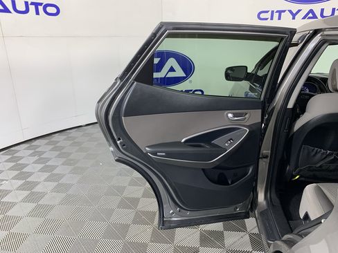 Used 2018 Hyundai Santa Fe Sport FWD image 29