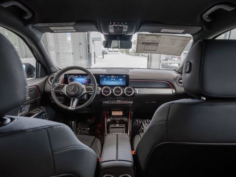 New 2026 Mercedes-Benz GLB 250 4MATIC image 27