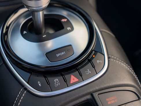 Used 2014 Audi R8 V10 image 35