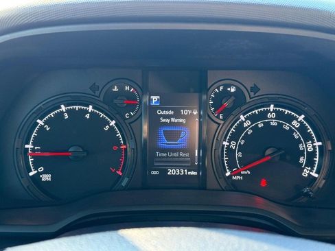 Used 2024 Toyota 4Runner SR5 image 23