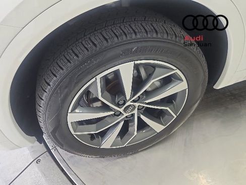 Certified 2023 Audi Q5 2.0T Premium w/ Convenience Package AWD/4WD image 6