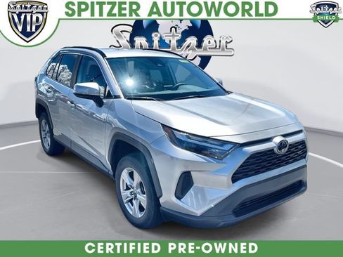 Used 2025 Toyota RAV4 XLE FWD image 1