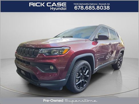 Used 2022 Jeep Compass Latitude w/ Convenience Group AWD/4WD image 1