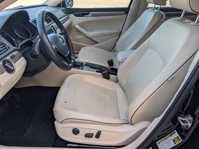 Used 2018 Volkswagen Passat 2.0T SE FWD image 8