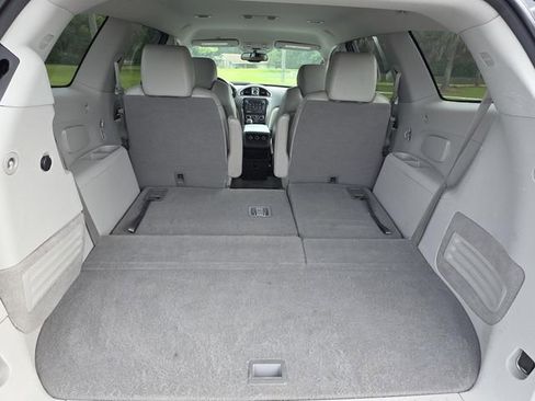 Used 2015 Buick Enclave Leather FWD image 11