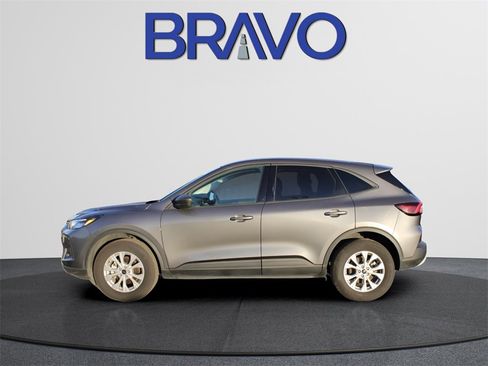 Used 2025 Ford Escape Active image 8