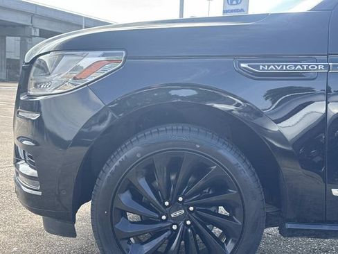 Used 2020 Lincoln Navigator Reserve w/ Equipment Group 208A Reserve AWD/4WD image 5