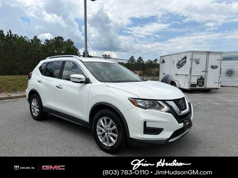 Used 2020 Nissan Rogue SV FWD image 4