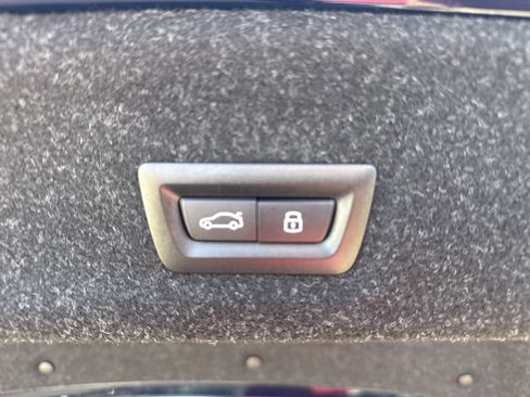 New 2026 BMW 330i xDrive Sedan w/ M Sport Package image 25