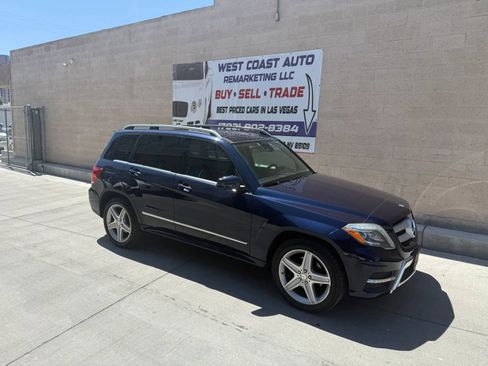 Used 2013 Mercedes-Benz GLK 250 BlueTEC 4MATIC image 2