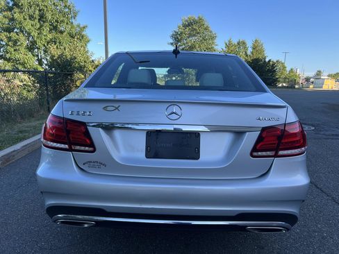 Used 2016 Mercedes-Benz E 350 4MATIC Sedan w/ Premium Package image 5