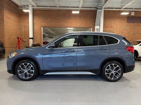 Used 2021 BMW X1 xDrive28i w/ Convenience Package AWD/4WD image 4