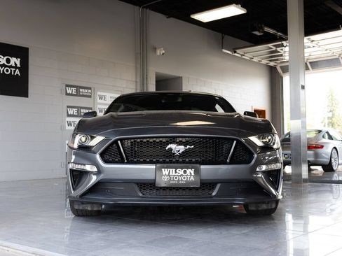Used 2022 Ford Mustang GT Premium w/ Equipment Group 401A RWD image 3
