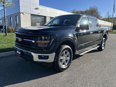 Used 2025 Ford F150 XLT w/ Equipment Group 301A Standard AWD/4WD image 4