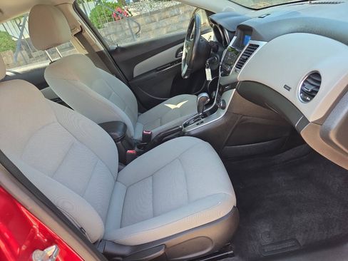 Used 2012 Chevrolet Cruze LT FWD image 18