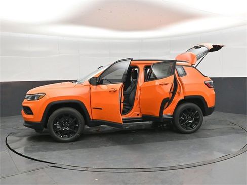 New 2026 Jeep Compass Latitude image 48