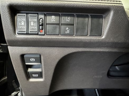 Used 2019 Honda Odyssey EX image 20