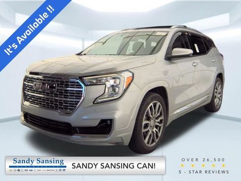 Used 2022 GMC Terrain Denali AWD/4WD image 1