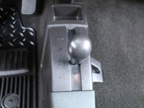 Used 2017 Chevrolet Silverado 1500 Custom w/ Custom Convenience Package image 24