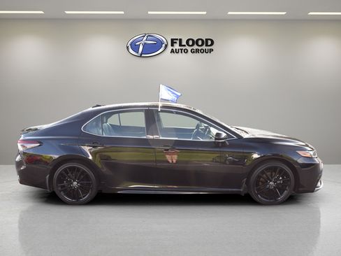 Used 2023 Toyota Camry XSE w/ Cold Weather Package AWD/4WD image 3