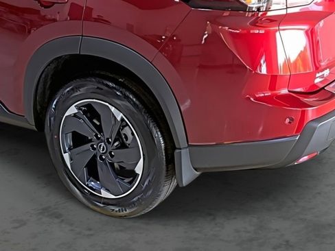 Used 2026 Nissan Rogue SV w/ Cold Weather Package image 9