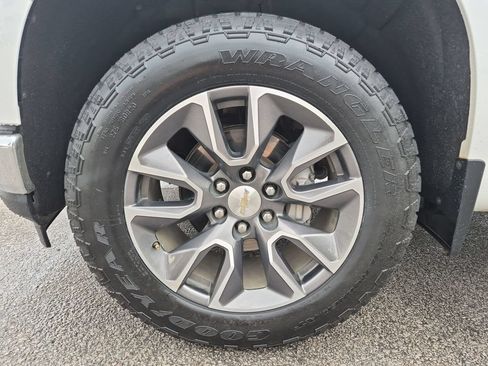 Used 2020 Chevrolet Silverado 1500 LT w/ All-Star Edition AWD/4WD image 21