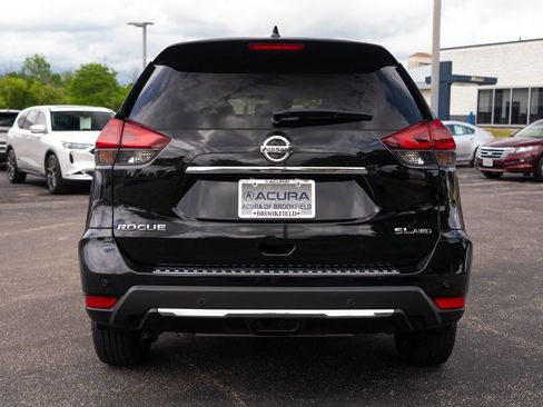 Used 2020 Nissan Rogue SL w/ Premium Package AWD/4WD image 10