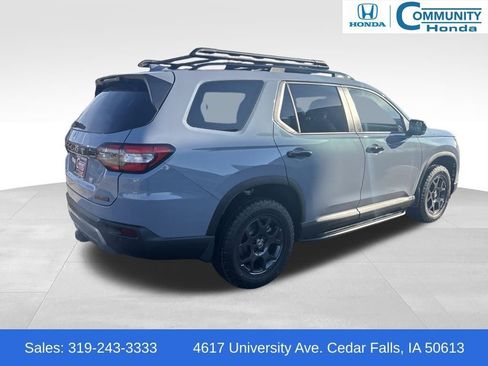 New 2026 Honda Pilot TrailSport image 6