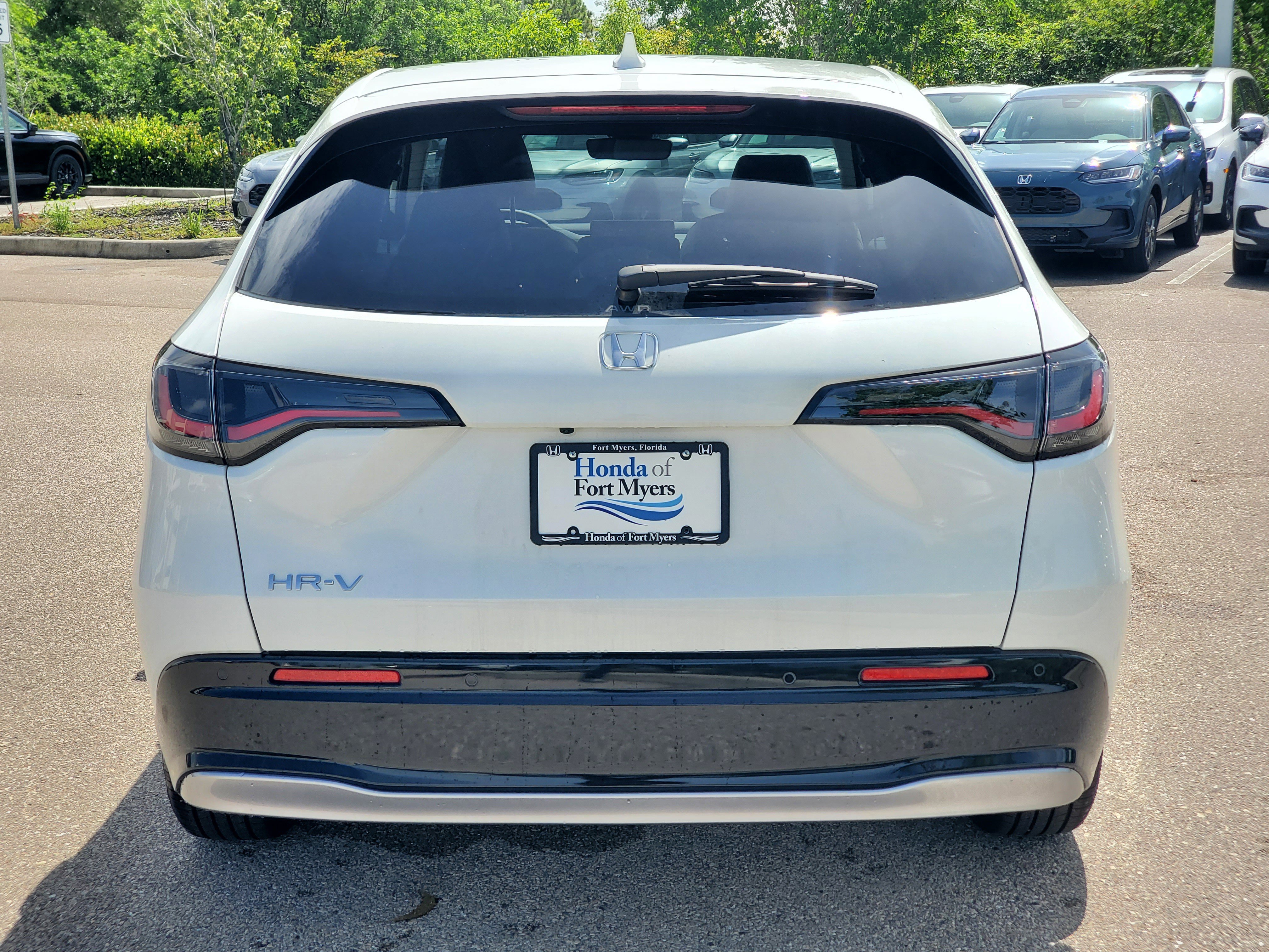 New 2027 Honda HR-V EX-L image 4