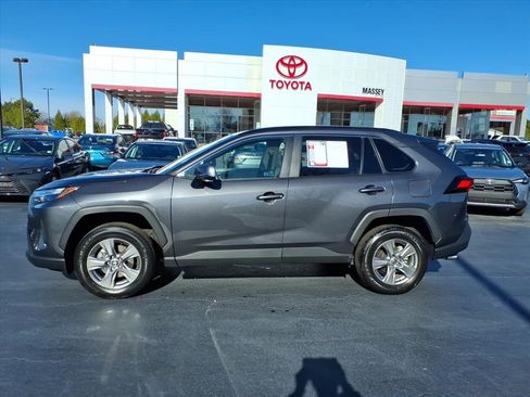 Used 2023 Toyota RAV4 XLE w/ Convenience Package image 6