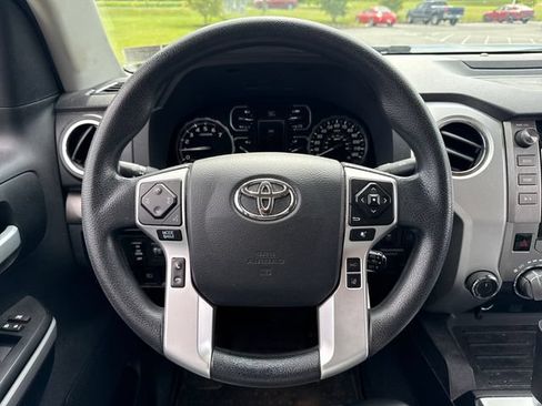 Used 2018 Toyota Tundra SR5 w/ TRD Off Road Package AWD/4WD image 20