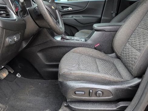 Used 2020 Chevrolet Equinox LT image 11