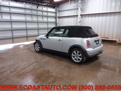 Used 2008 MINI Cooper Convertible image 2