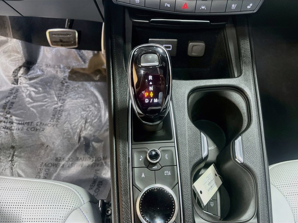 Used 2024 Cadillac XT4 Sport AWD/4WD image 17