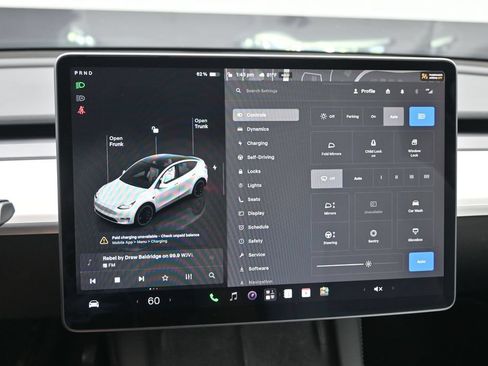 Used 2023 Tesla Model Y Performance AWD/4WD image 12