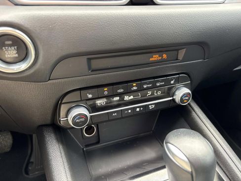 Used 2020 MAZDA CX-5 Touring image 32