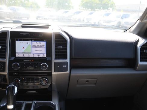 Used 2017 Ford F150 Lariat AWD/4WD image 24