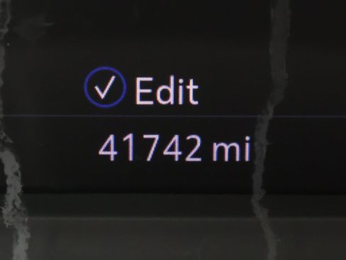 Certified 2021 Cadillac XT6 Premium Luxury image 33