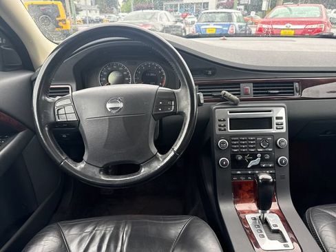 Used 2008 Volvo XC70 3.2 AWD/4WD image 12