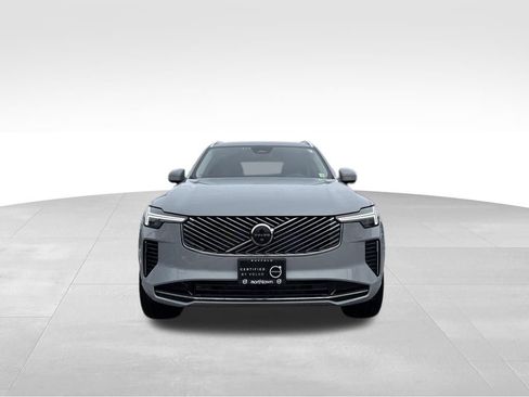 Certified 2026 Volvo XC90 B6 Plus w/ Protection Package Premier AWD/4WD image 5