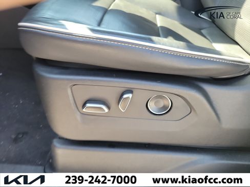 Used 2023 Cadillac Escalade Sport AWD/4WD image 24