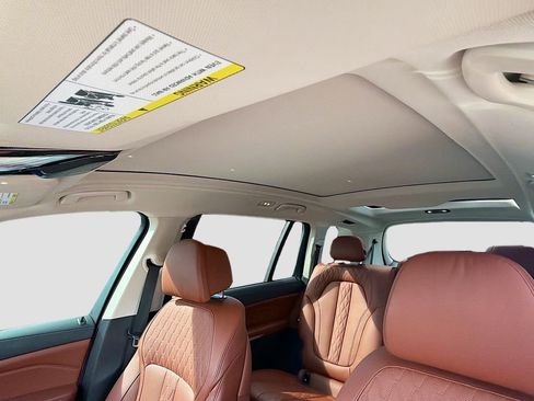 Used 2023 BMW X7 xDrive40i w/ Executive Package image 29