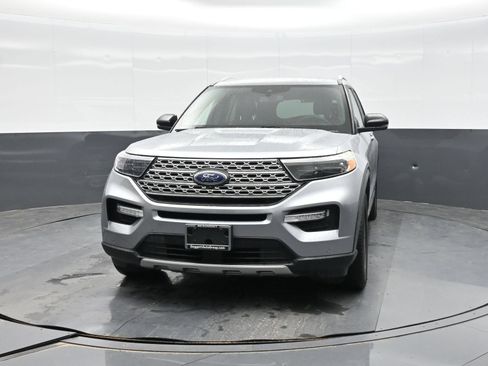 Used 2020 Ford Explorer Limited AWD/4WD image 17