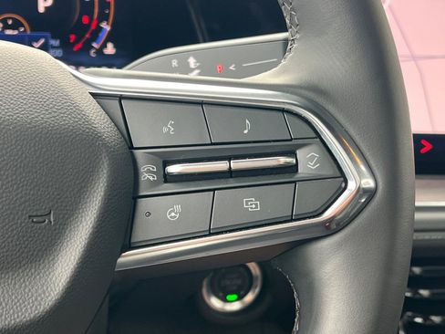 Used 2025 Chevrolet Suburban LT w/ Comfort Package image 31