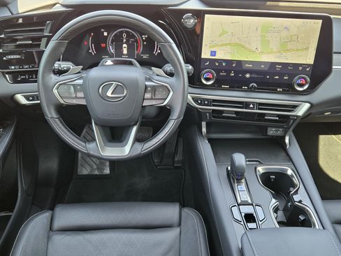 Used 2024 Lexus RX 350 FWD w/ Convenience Package image 23