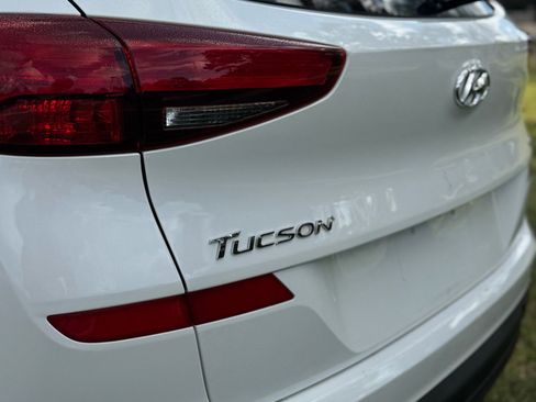 Used 2021 Hyundai Tucson SE image 17